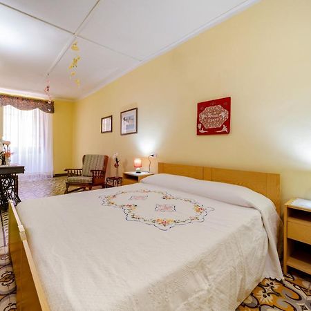 Rosa Lentorada Apartment Боза Екстериор снимка